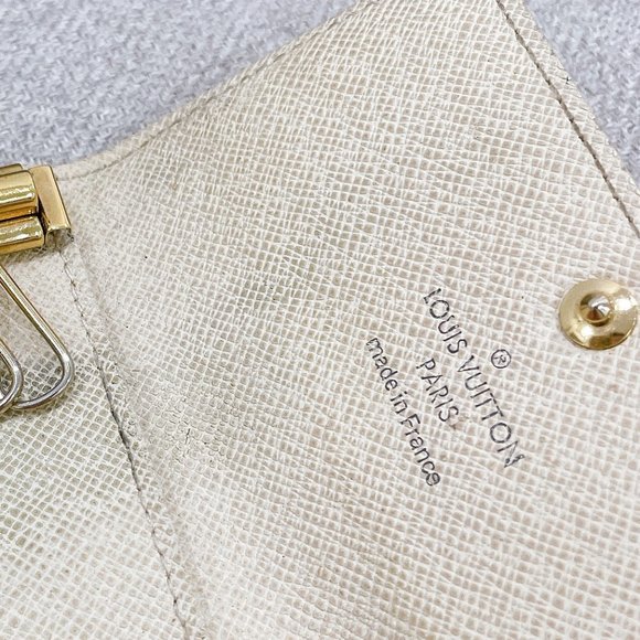 Authentic LOUIS VUITTON 4 KEYS KEYBAG - Picture 10 of 10